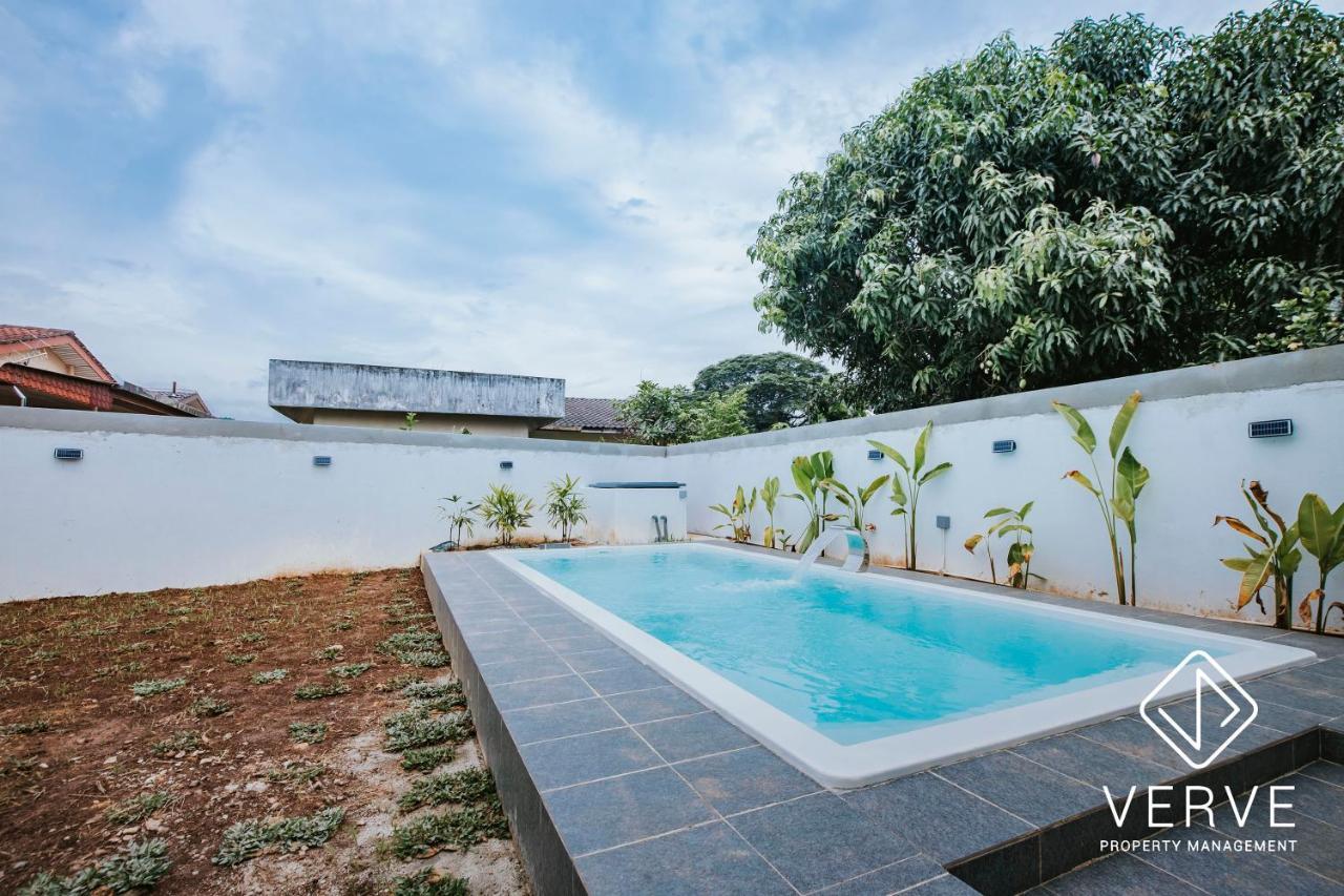 Lazy Private Club House By Verve Eech133 Rumah percutian Ipoh